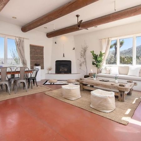 Renovated Lodge - Room 1 With Pool Access Joshua Tree Eksteriør billede