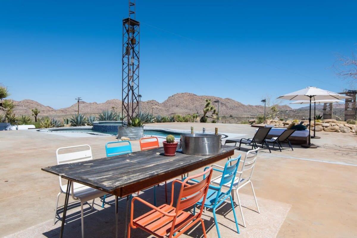 Renovated Lodge - Room 1 With Pool Access Joshua Tree Eksteriør billede