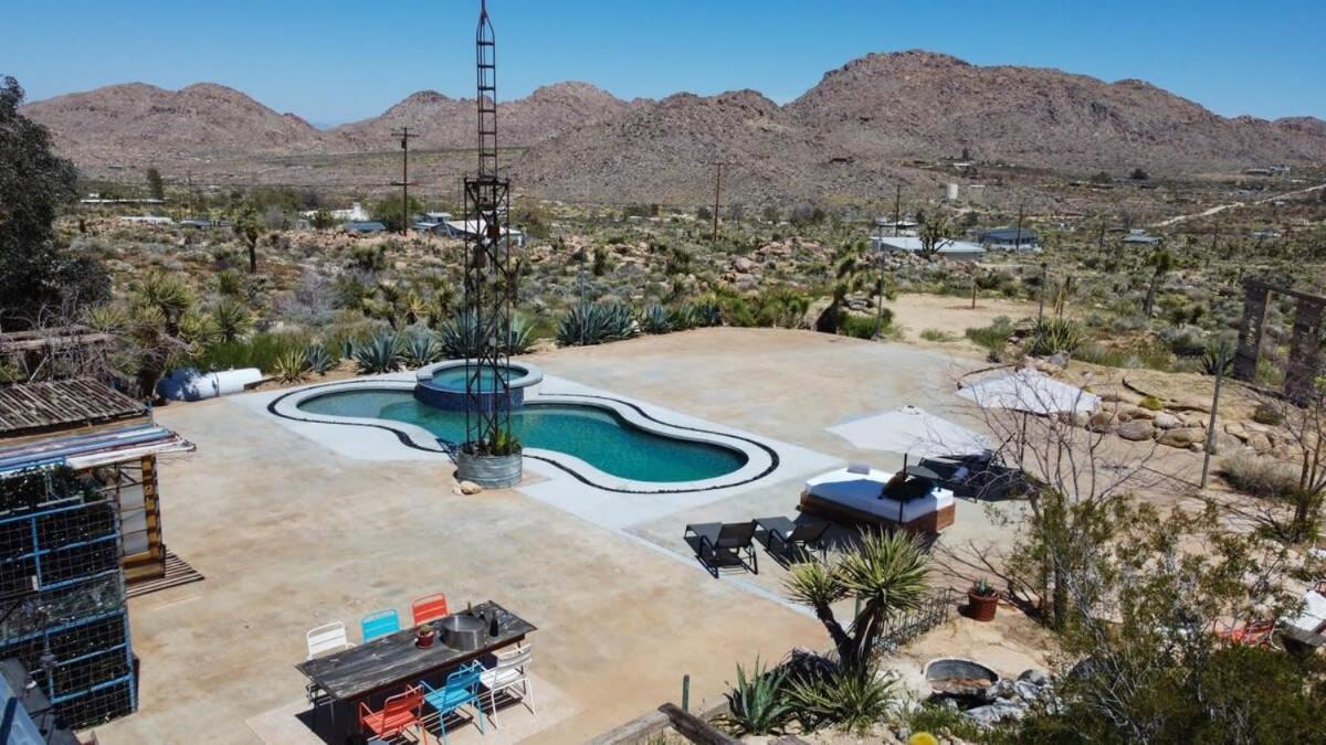 Renovated Lodge - Room 1 With Pool Access Joshua Tree Eksteriør billede